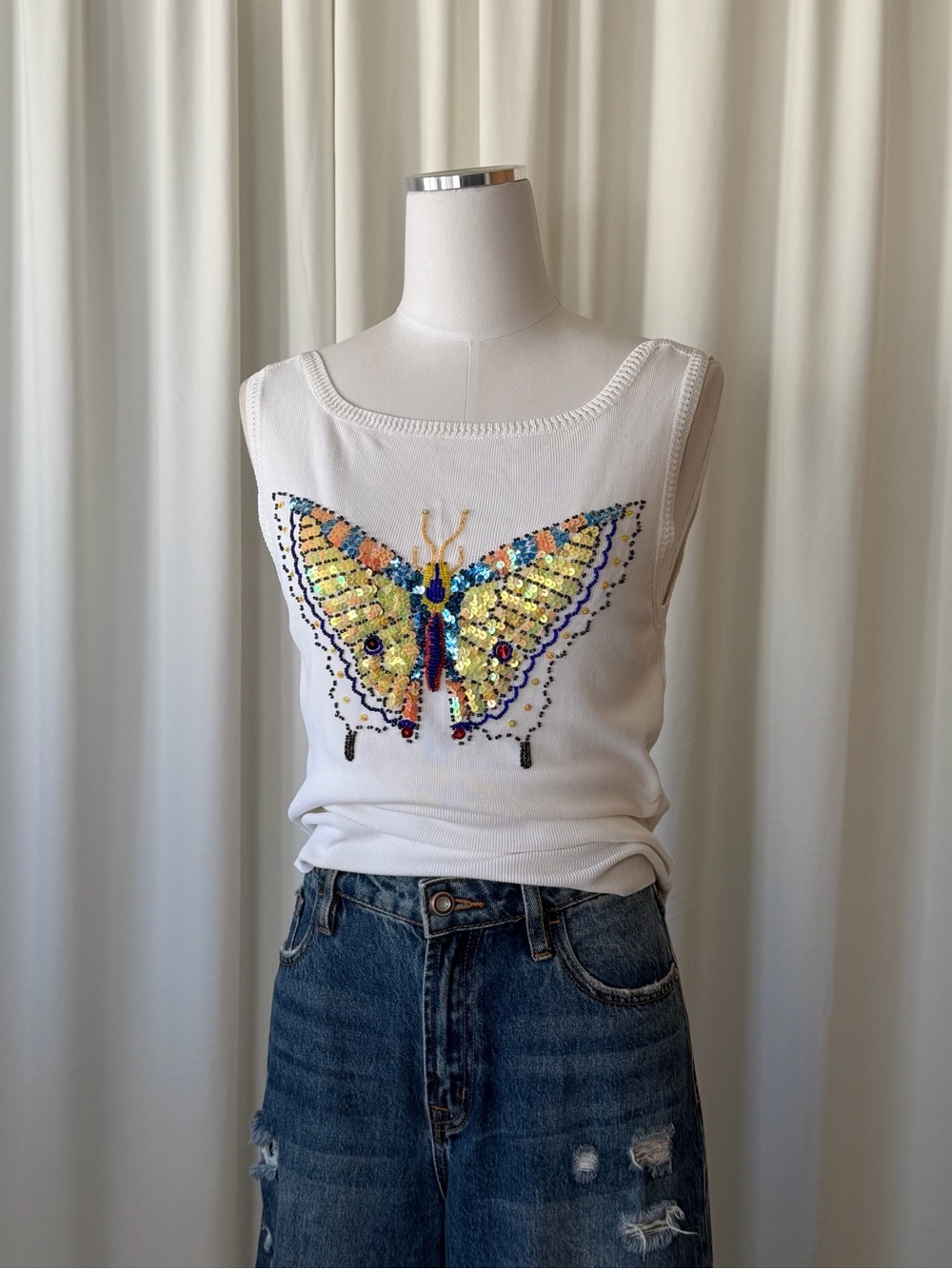 Vintage Y2K Lucia Burns Beaded Butterfly Sequin Tank Top White Ribbed Large. - Picture 6 of 12